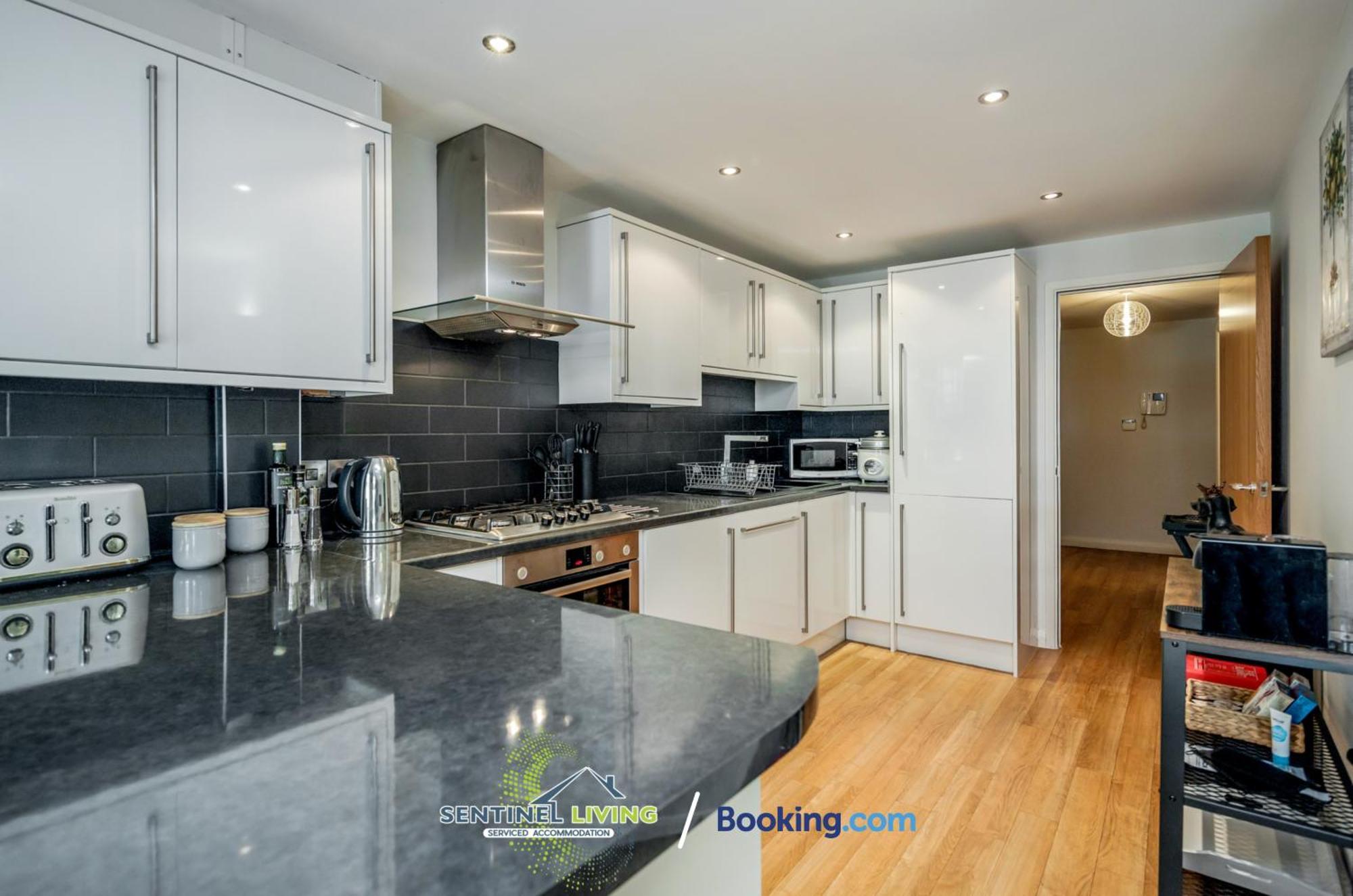 Апартаменты Windsor Flat 2 Bed By Sentinel Living With Free Wifi And Parking Экстерьер фото