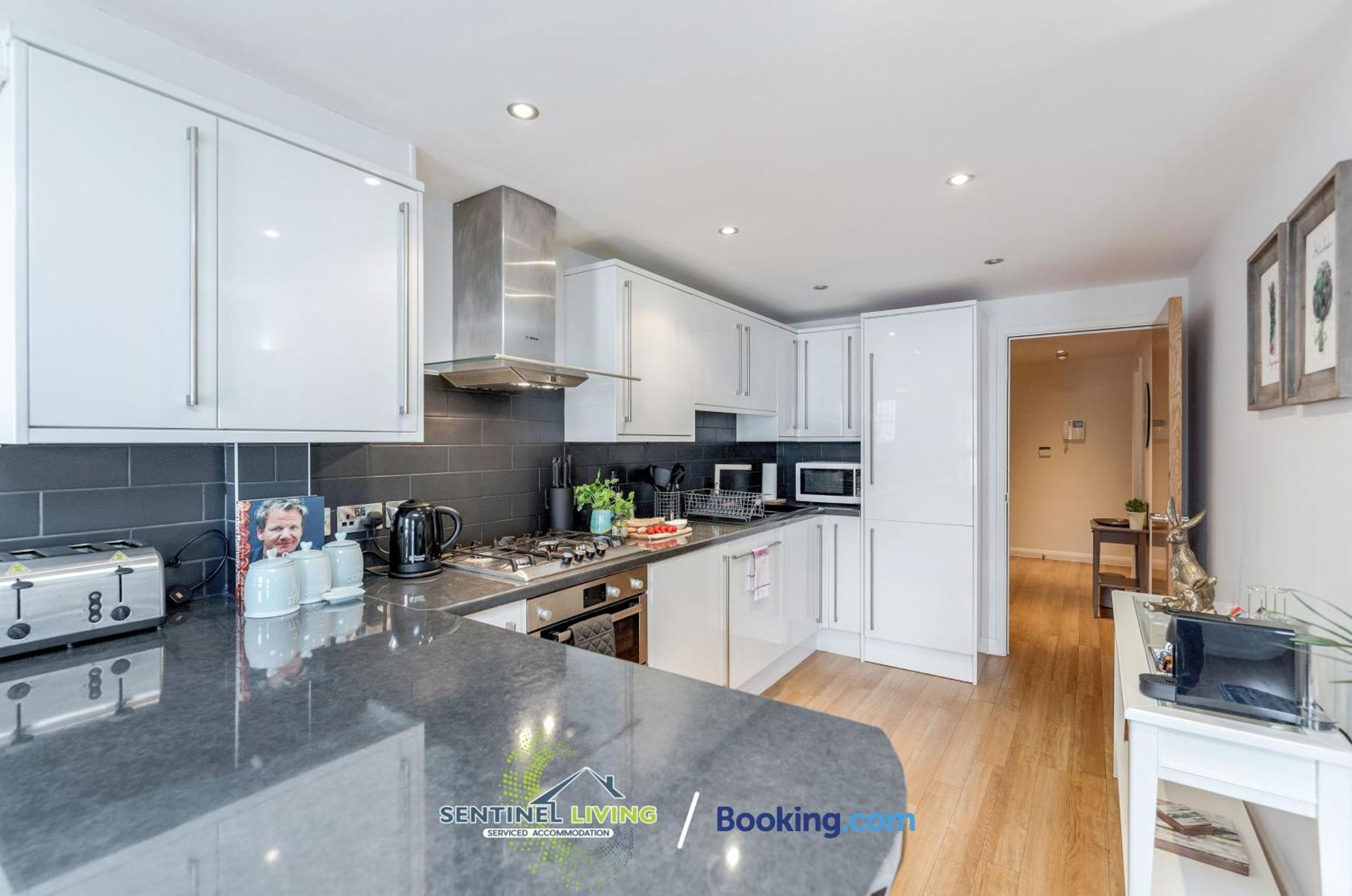Апартаменты Windsor Flat 2 Bed By Sentinel Living With Free Wifi And Parking Экстерьер фото